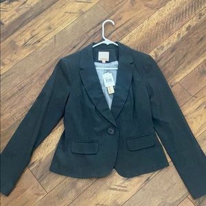 Gray single button blazer